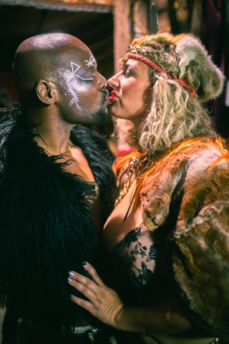 Shadow Dimitri & Kathy Deep Shadow Dimitri & Kathy Deep