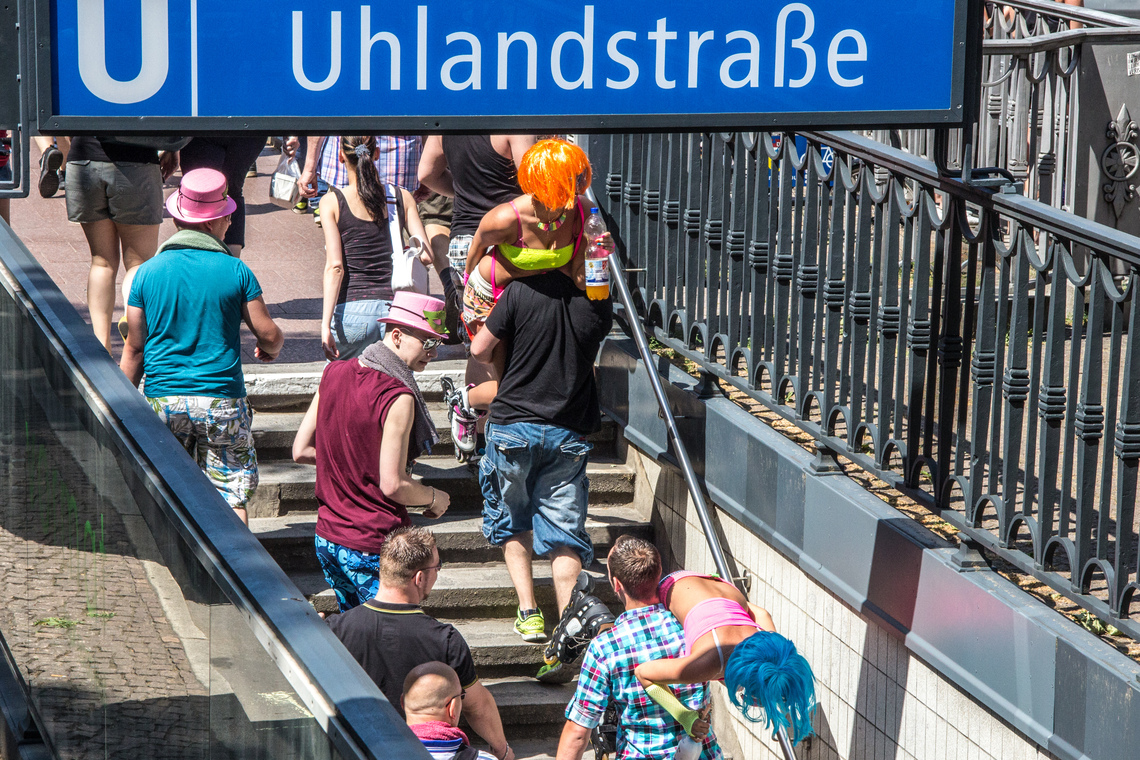 CSD Berlin 2013 - Treppentransport