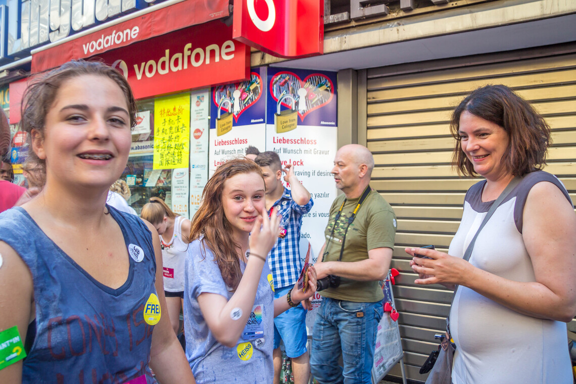 CSD 2013 in KÃ¶ln - Nassgespritzt